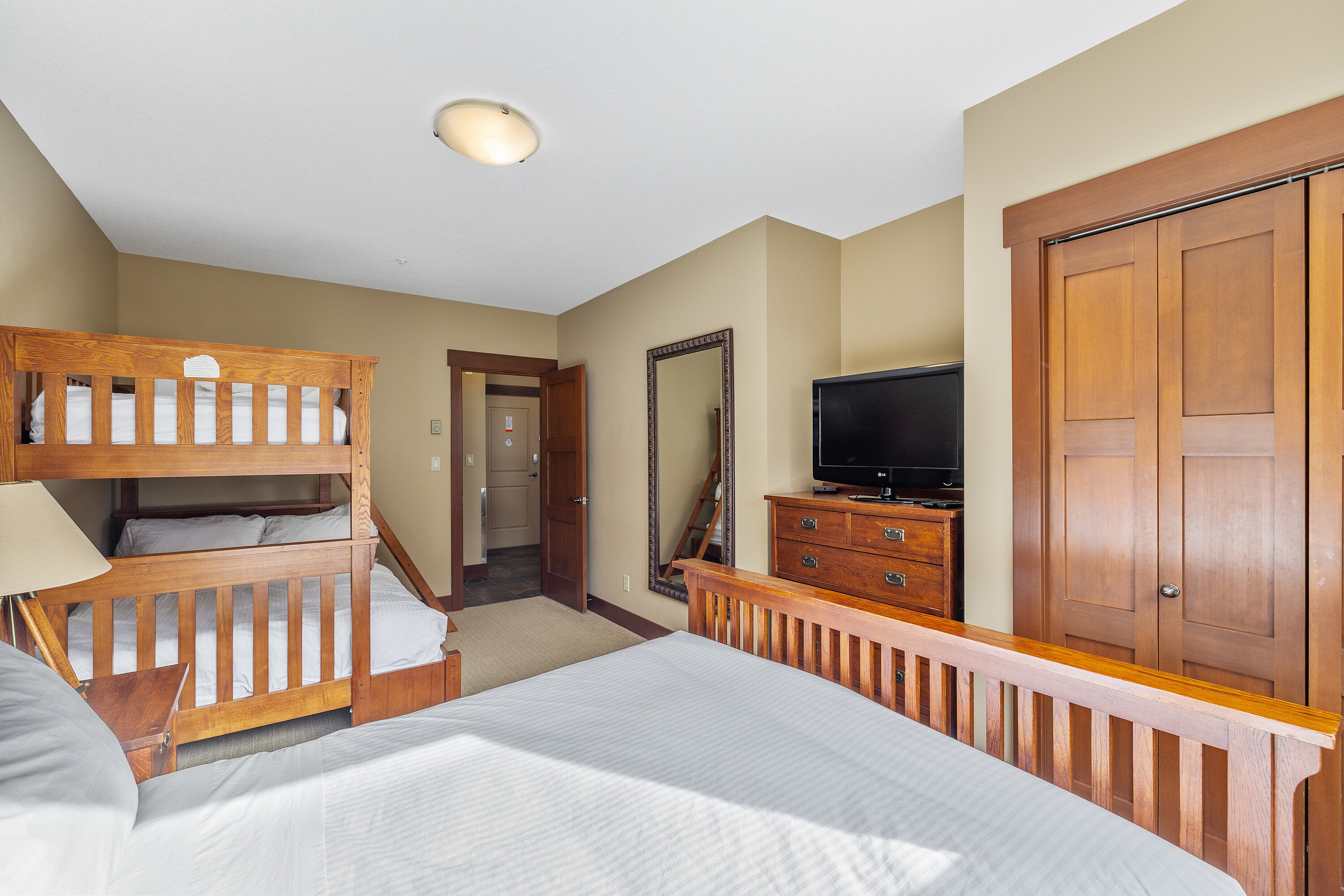  Ski In, Ski Out at Stonebridge - 物件實景