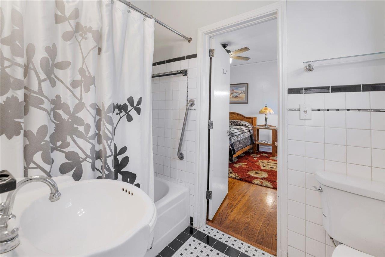 Tallahassee, Florida, 32303, United States, 4 Bedrooms Bedrooms, ,3 BathroomsBathrooms,Residential,For Sale,1959119