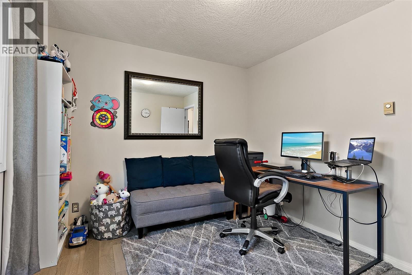 LANGFORD, British Columbia, V9B 5H6, CA, 3 Bedrooms Bedrooms, ,2 BathroomsBathrooms,Residential,For Sale,1913143