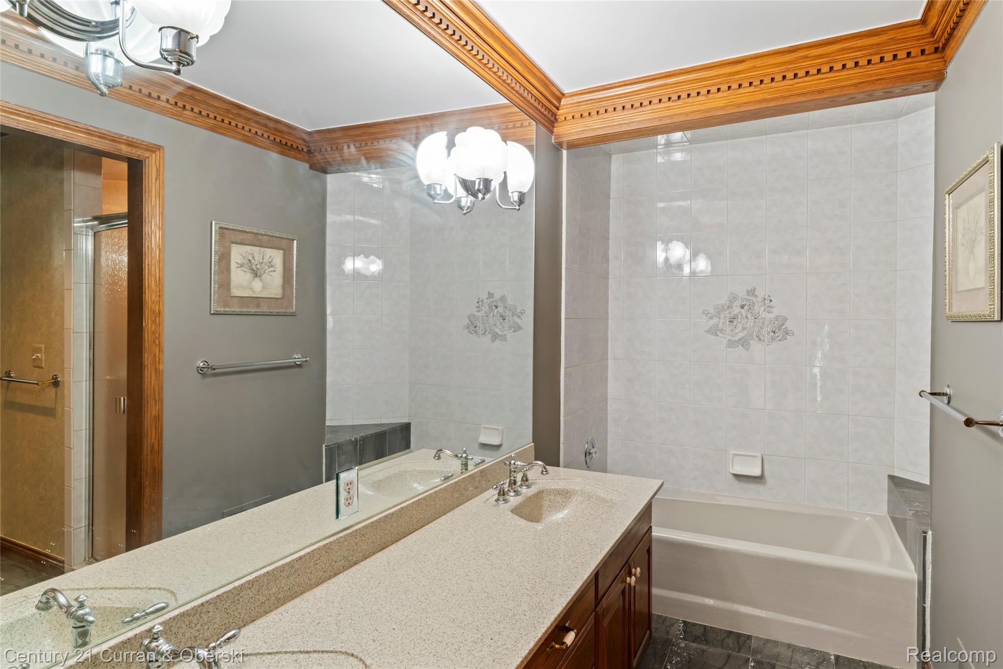 Farmington, Michigan, 48331, United States, 5 Bedrooms Bedrooms, ,6 BathroomsBathrooms,Residential,For Sale,1975363