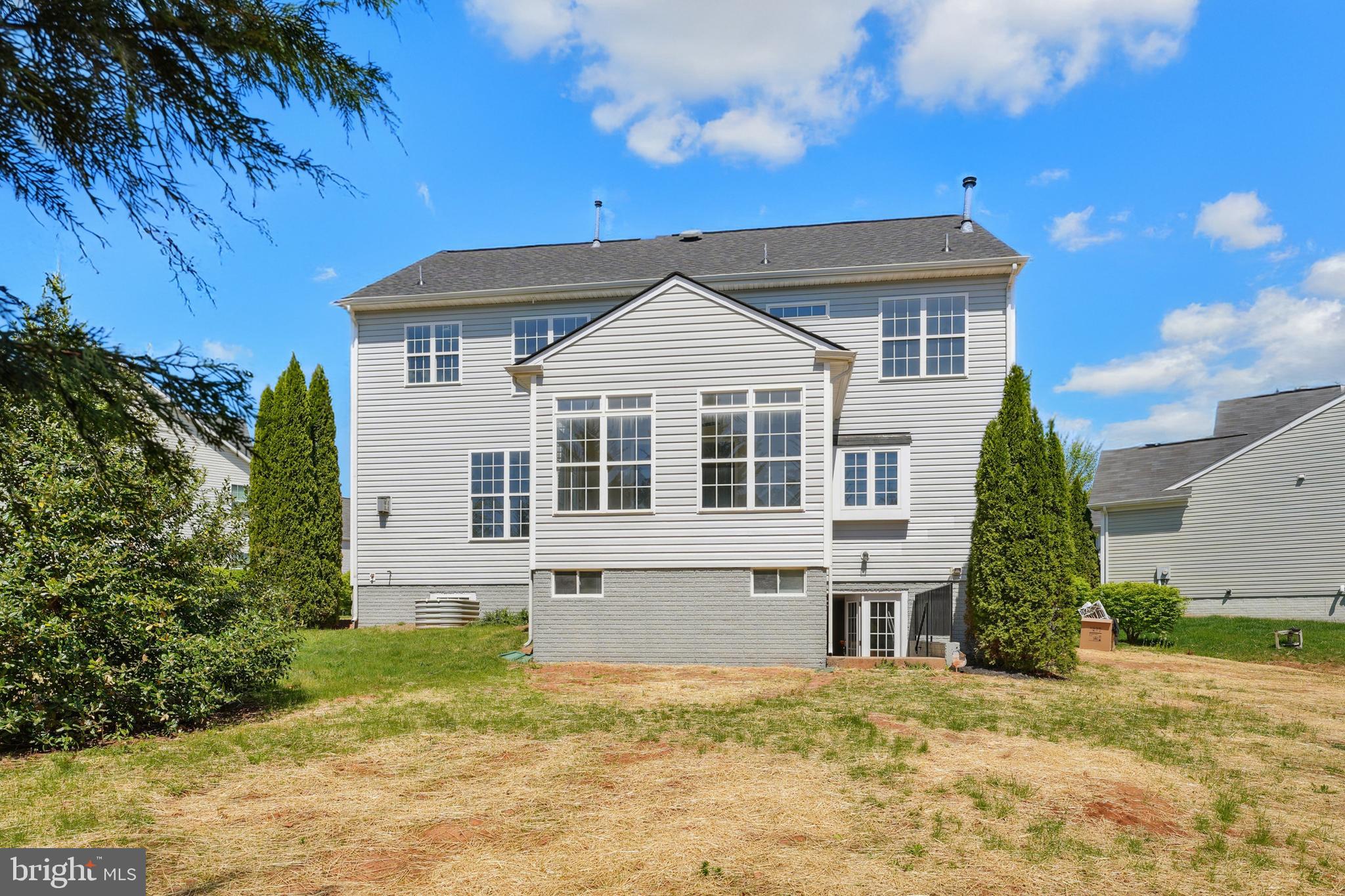 Culpeper, Virginia, 22701, United States, 5 Bedrooms Bedrooms, ,5 BathroomsBathrooms,Residential,For Sale,1841439