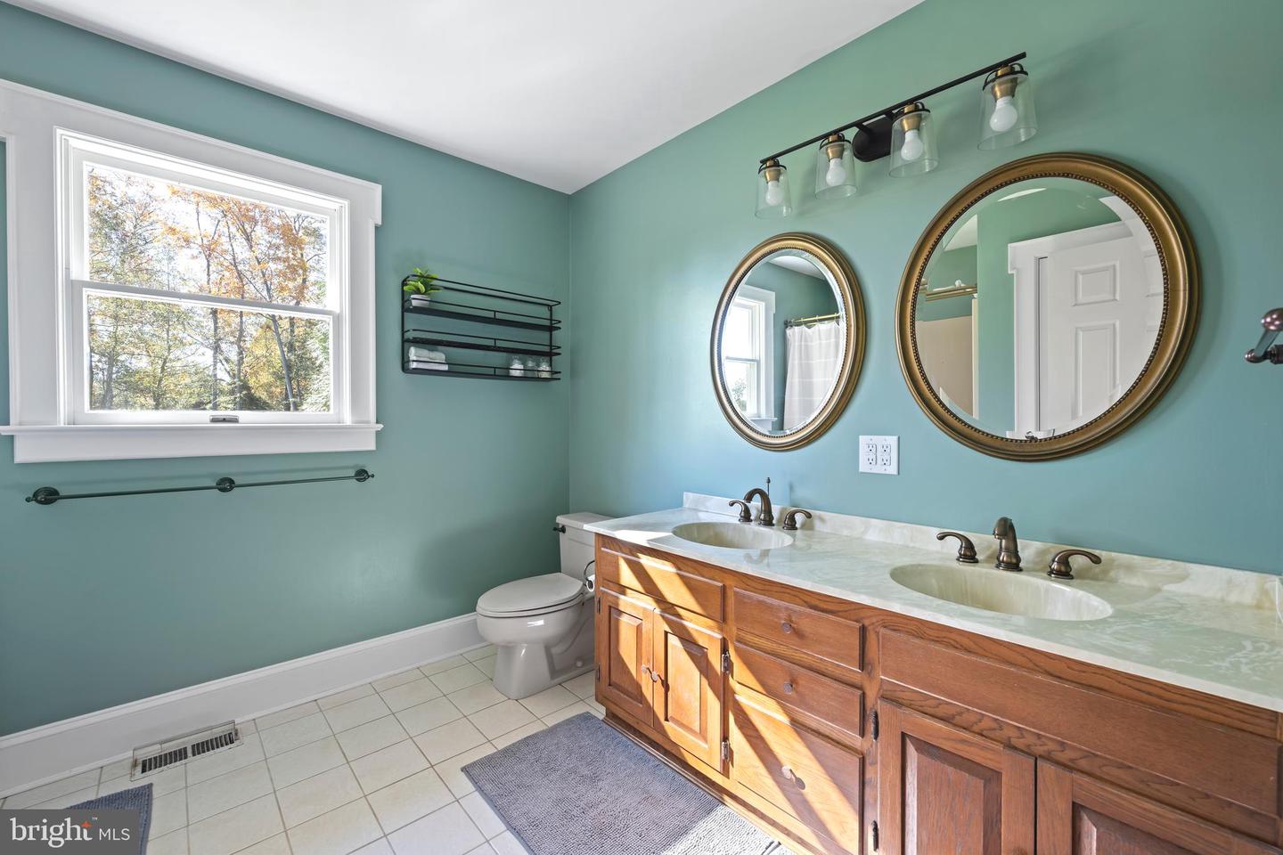 Salisbury, Maryland, 21804, United States, 4 Bedrooms Bedrooms, ,3 BathroomsBathrooms,Residential,For Sale,1996971