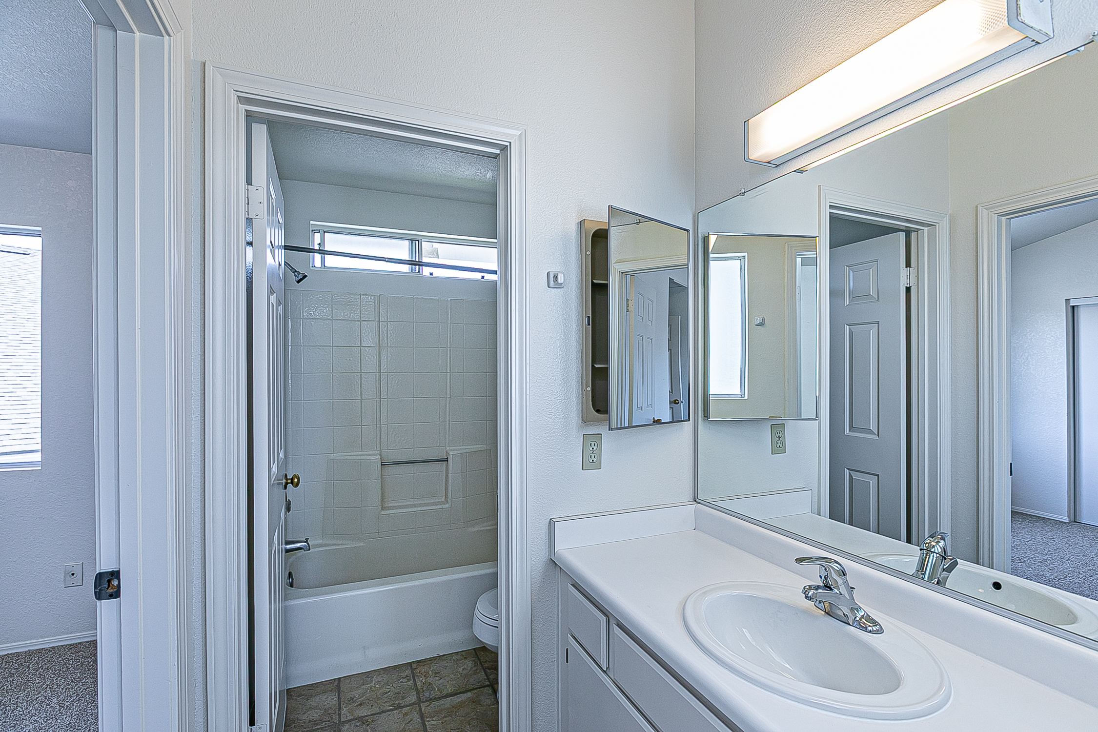 Lompoc, California, 93436, United States, 3 Bedrooms Bedrooms, ,3 BathroomsBathrooms,Residential,For Sale,1933210