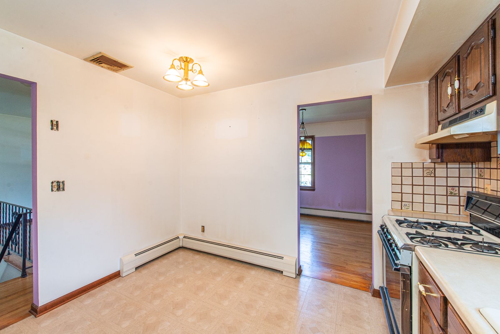 Fairfield, New Jersey, 07004, United States, 3 Bedrooms Bedrooms, ,2 BathroomsBathrooms,Residential,For Sale,1938096
