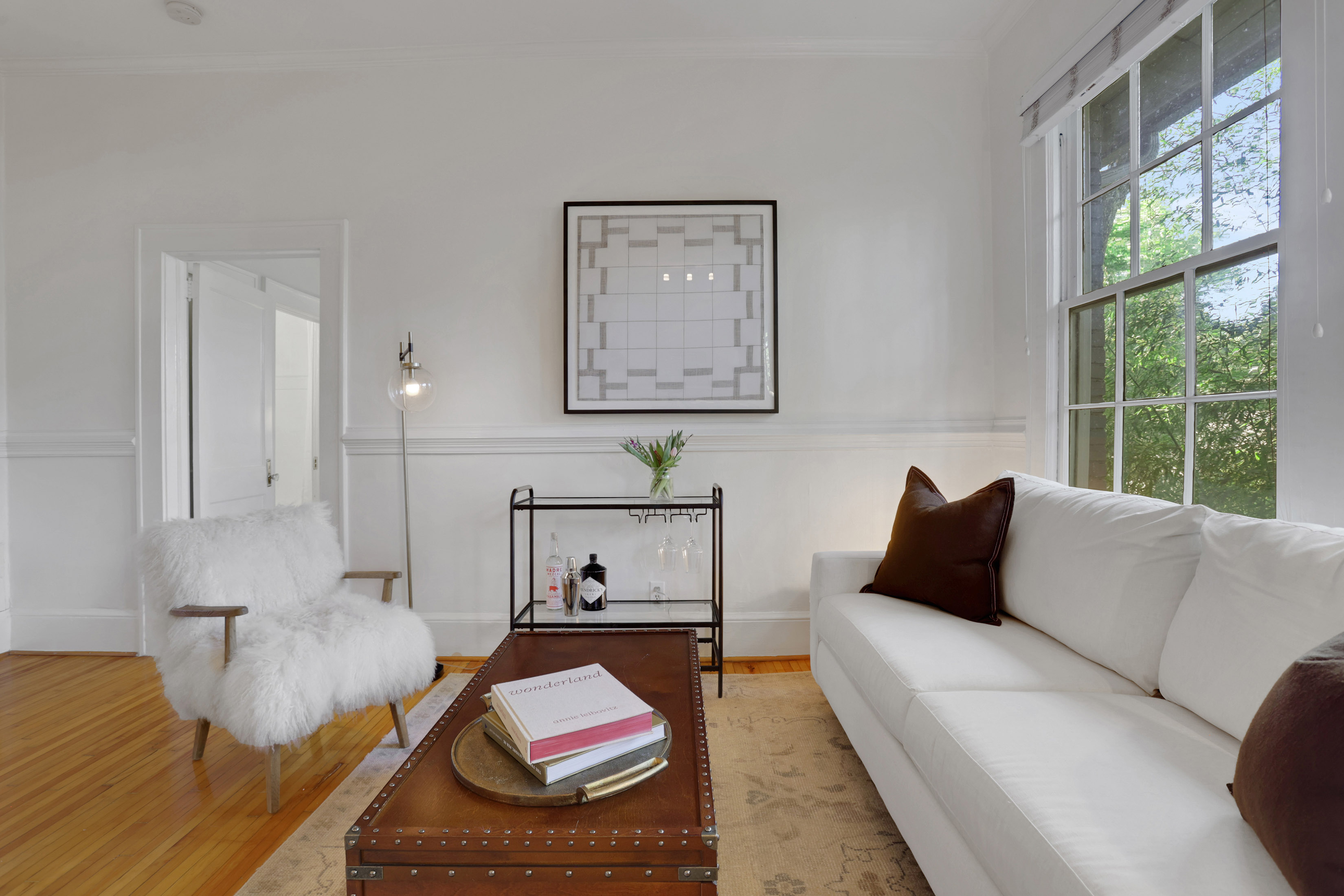  Morningside Living with Renovated Kitchen, Timeless Charm and Prime Location - 物件實景