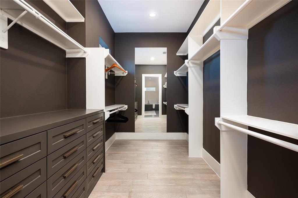 Houston, Texas, 77007, United States, 3 Bedrooms Bedrooms, ,4 BathroomsBathrooms,Residential,For Sale,1723683