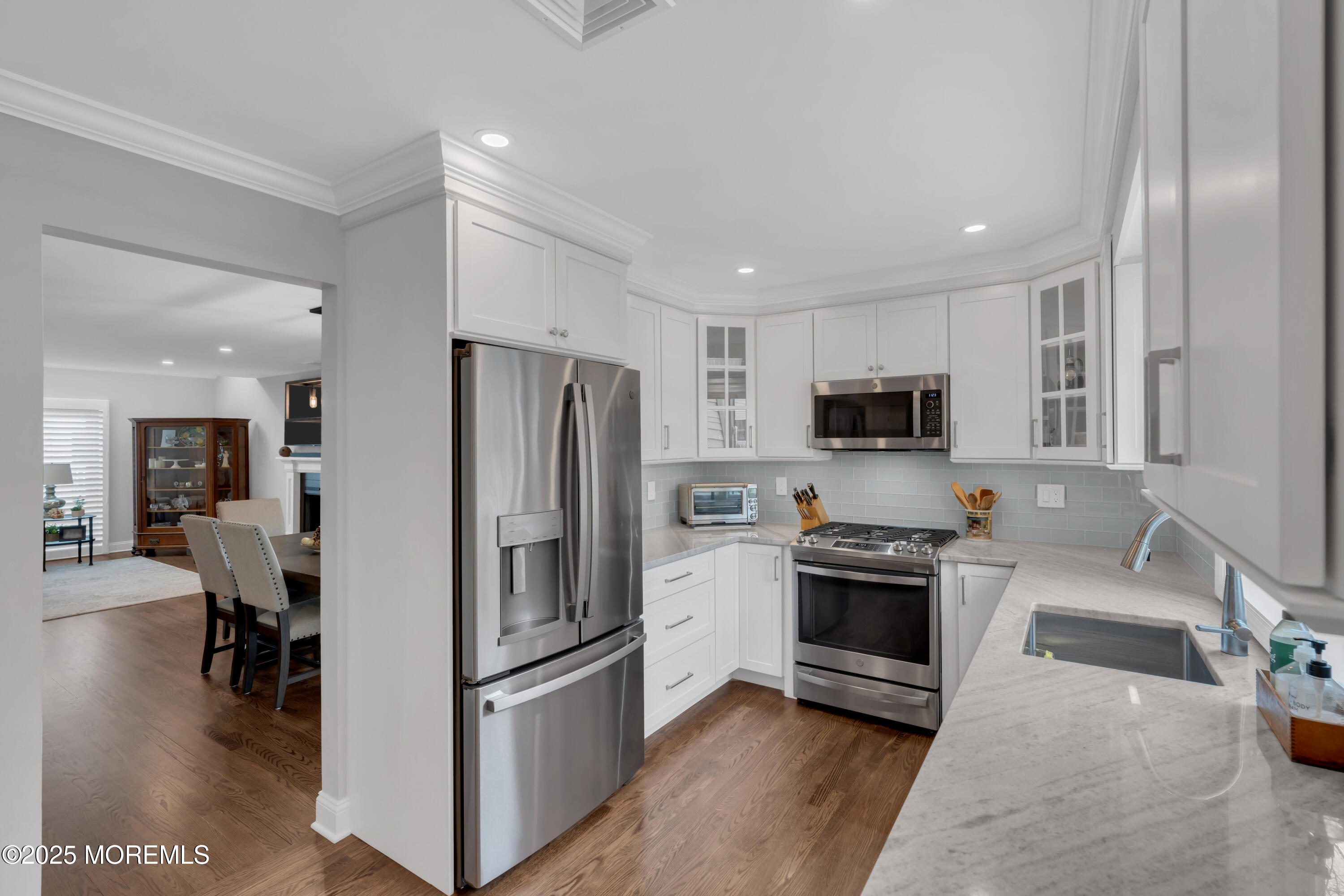 Long Branch, New Jersey, 07740, United States, 3 Bedrooms Bedrooms, ,3 BathroomsBathrooms,Residential,For Sale,1989211