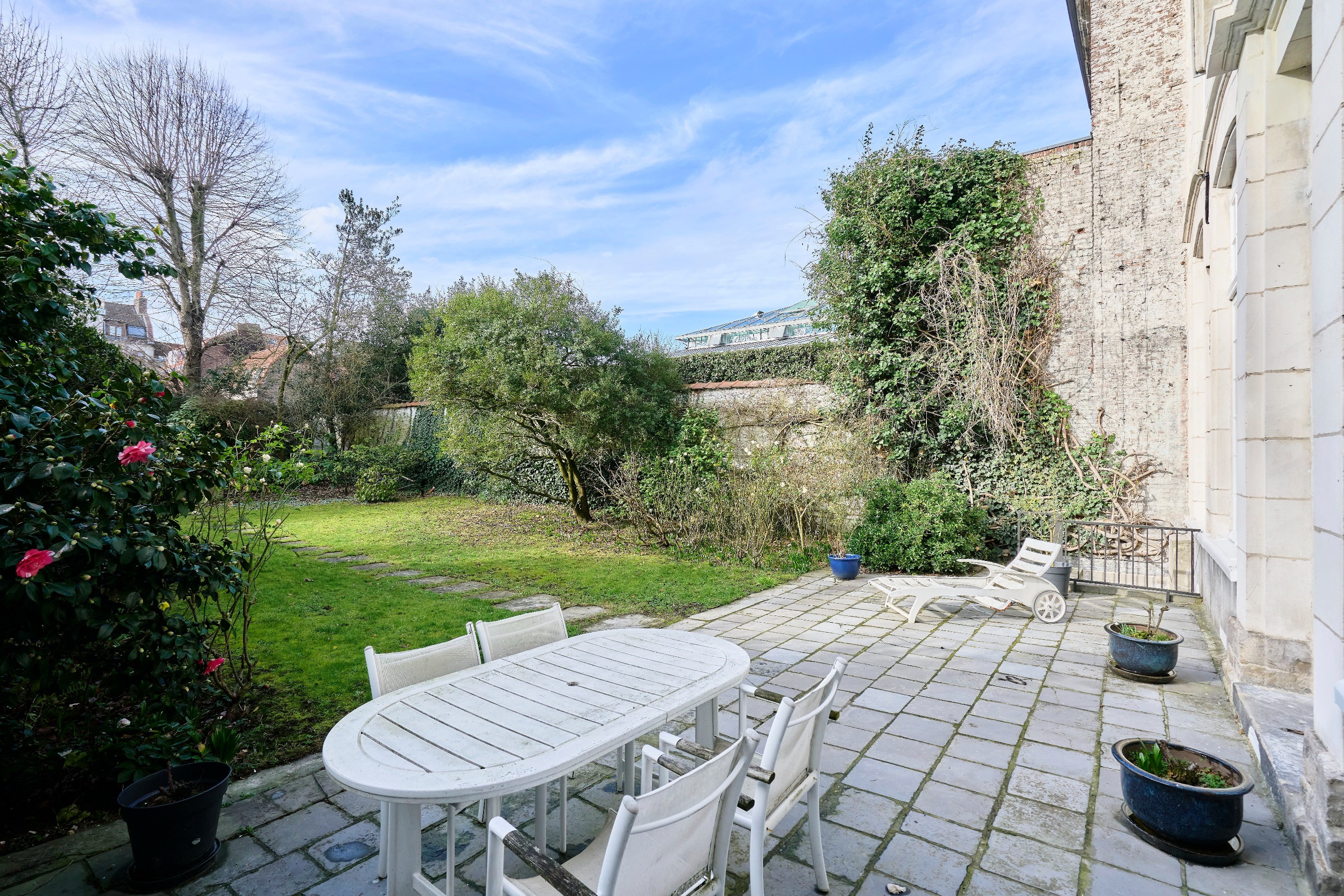  Lille , Vieux Lille , stunning House for sale , 590 sq .7 bedrooms , 721 sq .m … - 物件實景