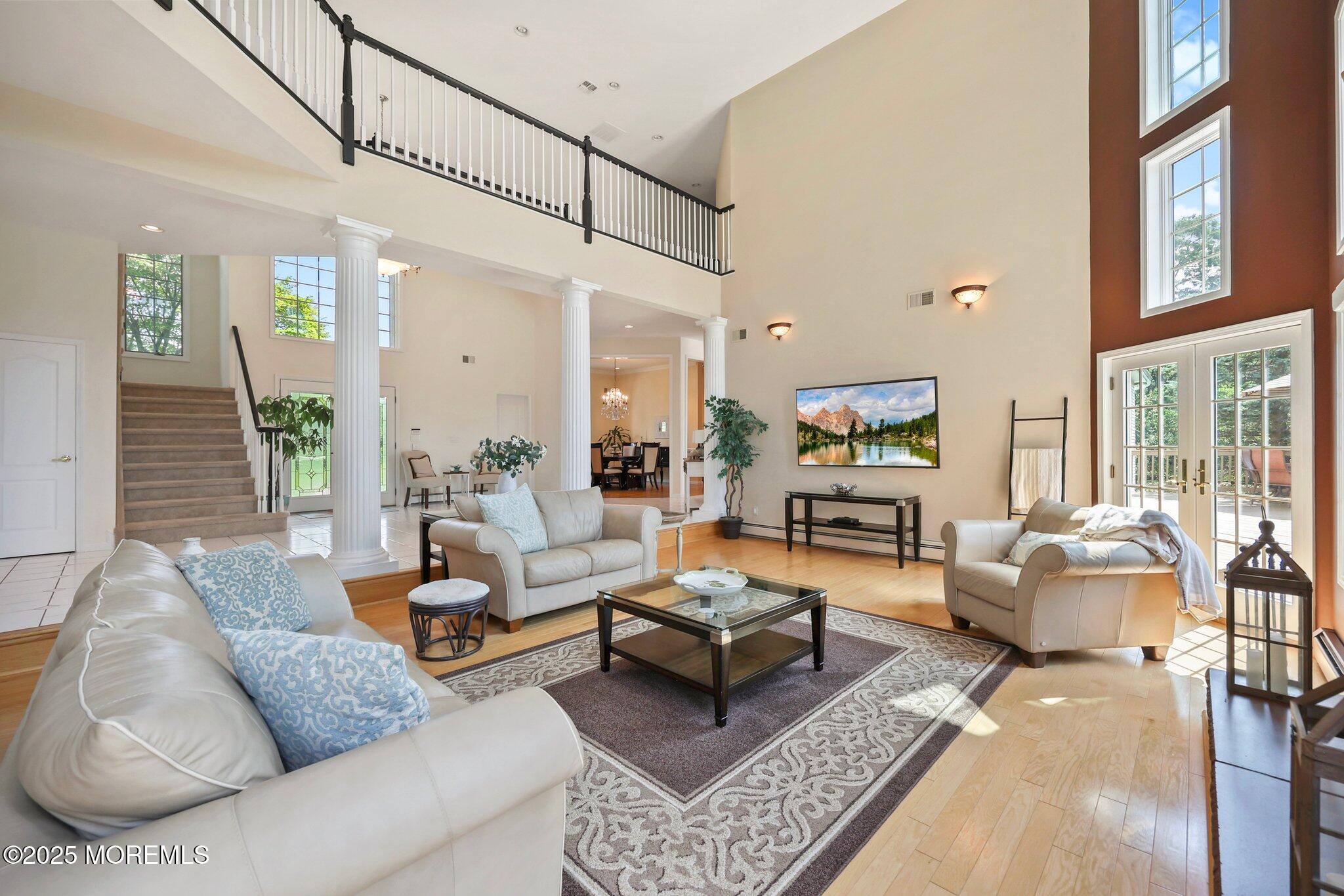 Manalapan, New Jersey, 07726, United States, 5 Bedrooms Bedrooms, ,7 BathroomsBathrooms,Residential,For Sale,1979083