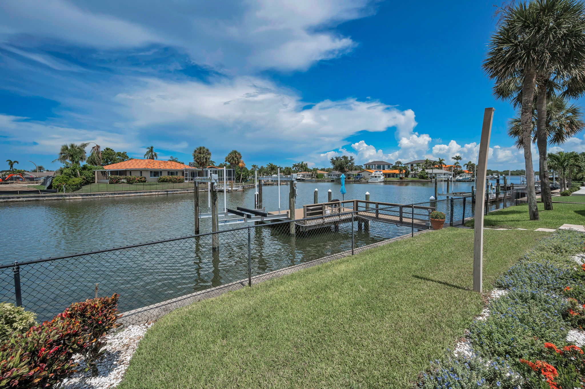 St Petersburg, Florida, 33703, United States, 4 Bedrooms Bedrooms, ,3 BathroomsBathrooms,Residential,For Sale,1978536