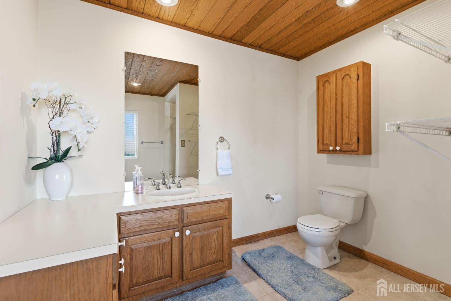South Amboy, New Jersey, 08879, United States, 3 Bedrooms Bedrooms, ,3 BathroomsBathrooms,Residential,For Sale,2049117