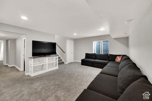 South Jordan, Utah, 84009, United States, 4 Bedrooms Bedrooms, ,4 BathroomsBathrooms,Residential,For Sale,1979446