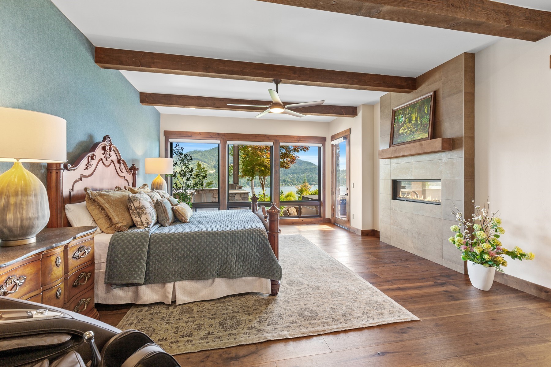  Rare Custom Retreat at Hayden Lake - 物件實景