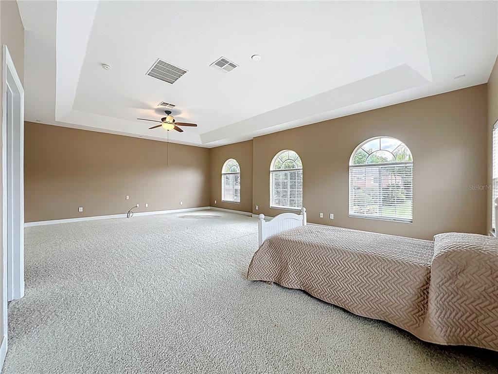Orlando, Florida, 32829, United States, 4 Bedrooms Bedrooms, ,4 BathroomsBathrooms,Residential,For Sale,1913798