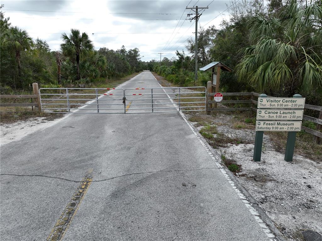 Ruskin, Florida, 33570, United States, ,Land,For Sale,1949764
