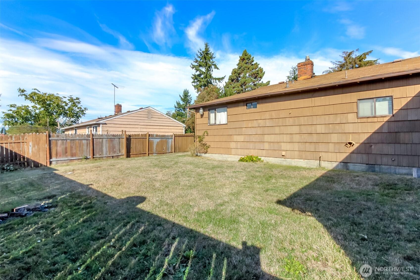 SEATTLE, Washington, 98146, United States, 3 Bedrooms Bedrooms, ,2 BathroomsBathrooms,Residential,For Sale,1969203