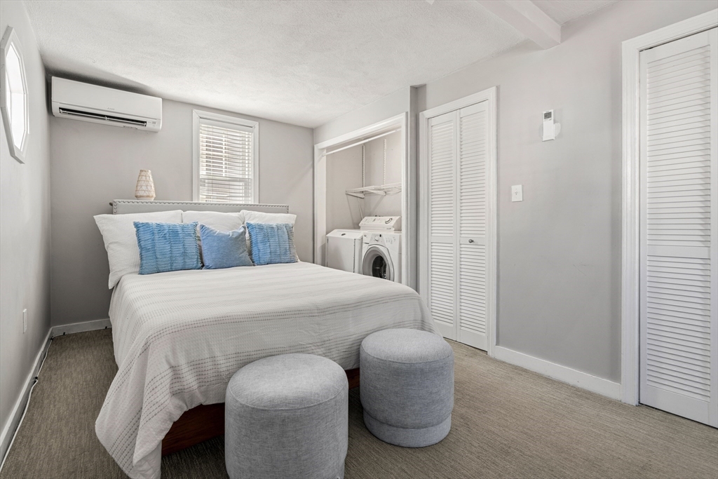 Nahant, Massachusetts, 01908, United States, 1 Bedroom Bedrooms, ,1 BathroomBathrooms,Residential,For Sale,1963982