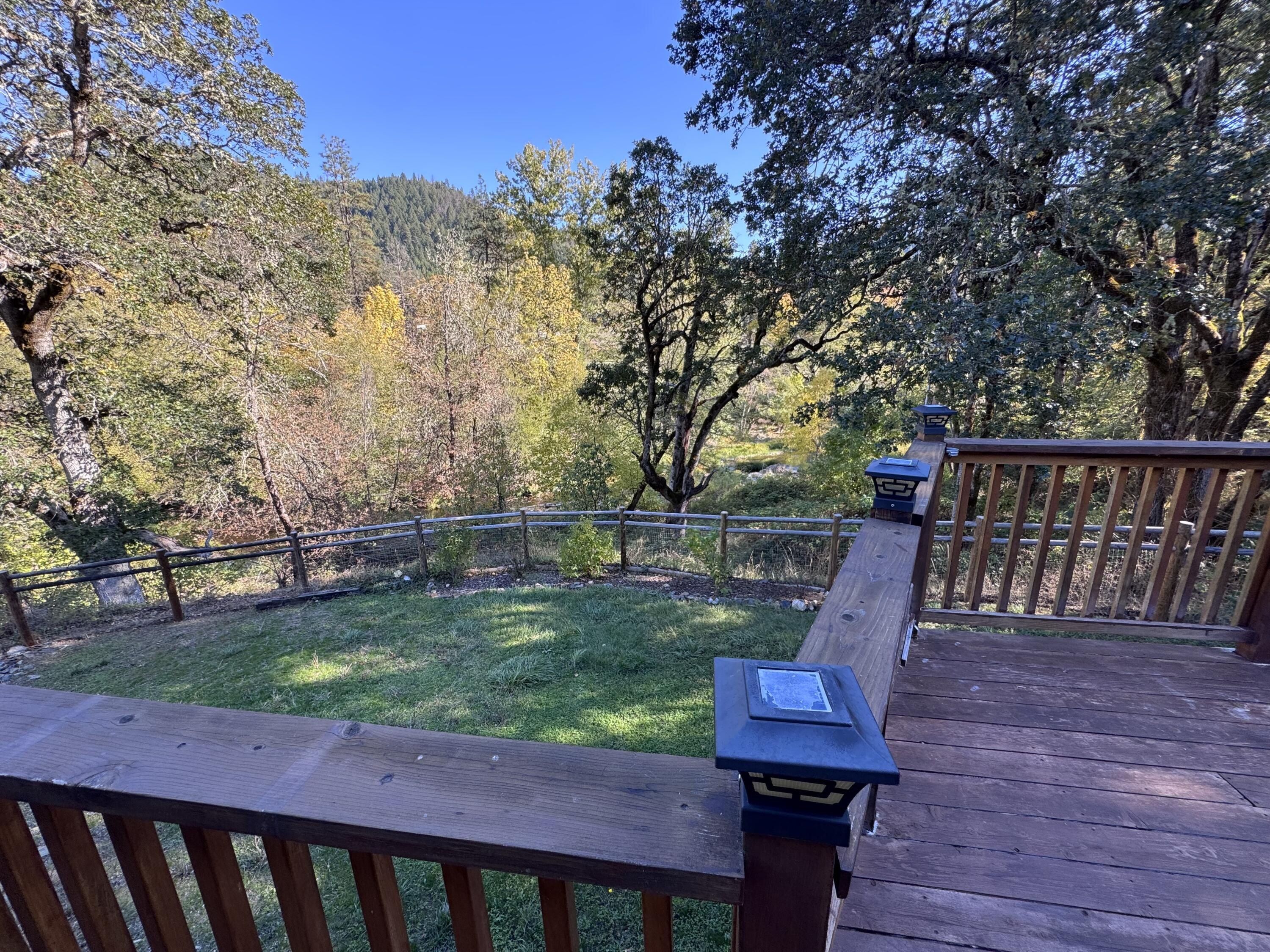 Rogue River, Oregon, 97537, United States, 3 Bedrooms Bedrooms, ,4 BathroomsBathrooms,Residential,For Sale,1982617