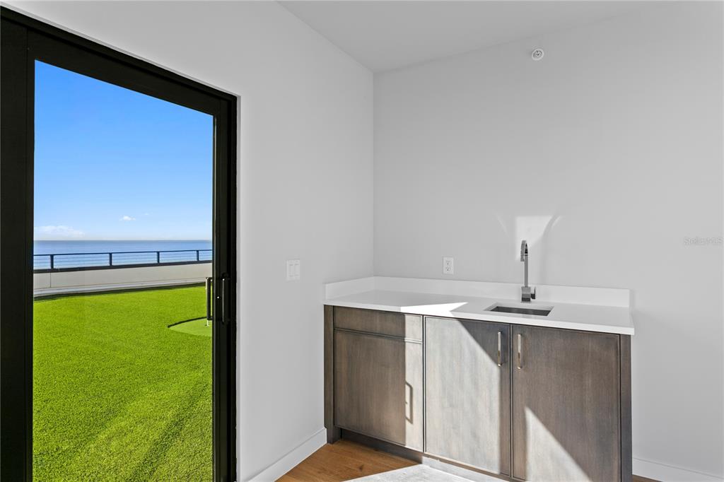 Indian Rocks Beach, Florida, 33785, United States, 8 Bedrooms Bedrooms, ,11 BathroomsBathrooms,Residential,For Sale,1997282