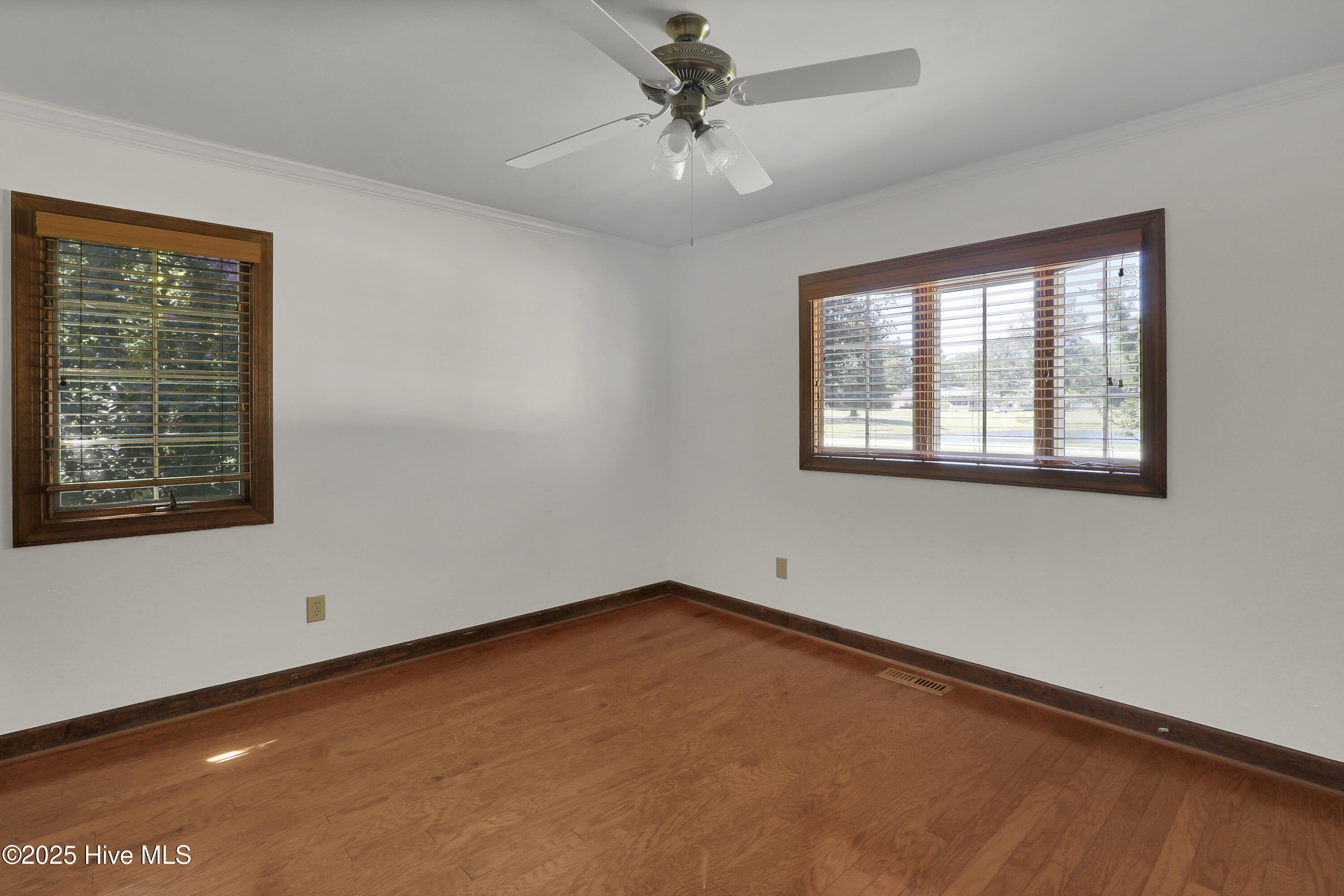 Hampstead, North Carolina, 28443, United States, 3 Bedrooms Bedrooms, ,2 BathroomsBathrooms,Residential,For Sale,1941728