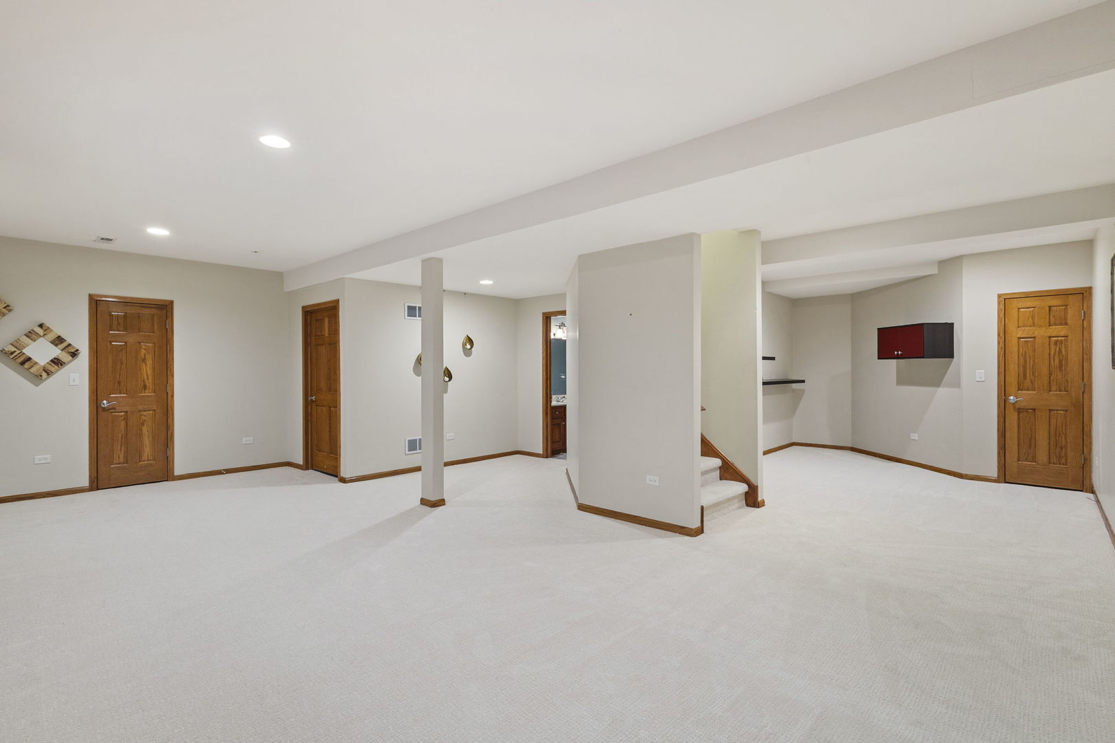 Orland Park, Illinois, 60467, United States, 3 Bedrooms Bedrooms, ,4 BathroomsBathrooms,Residential,For Sale,1927522