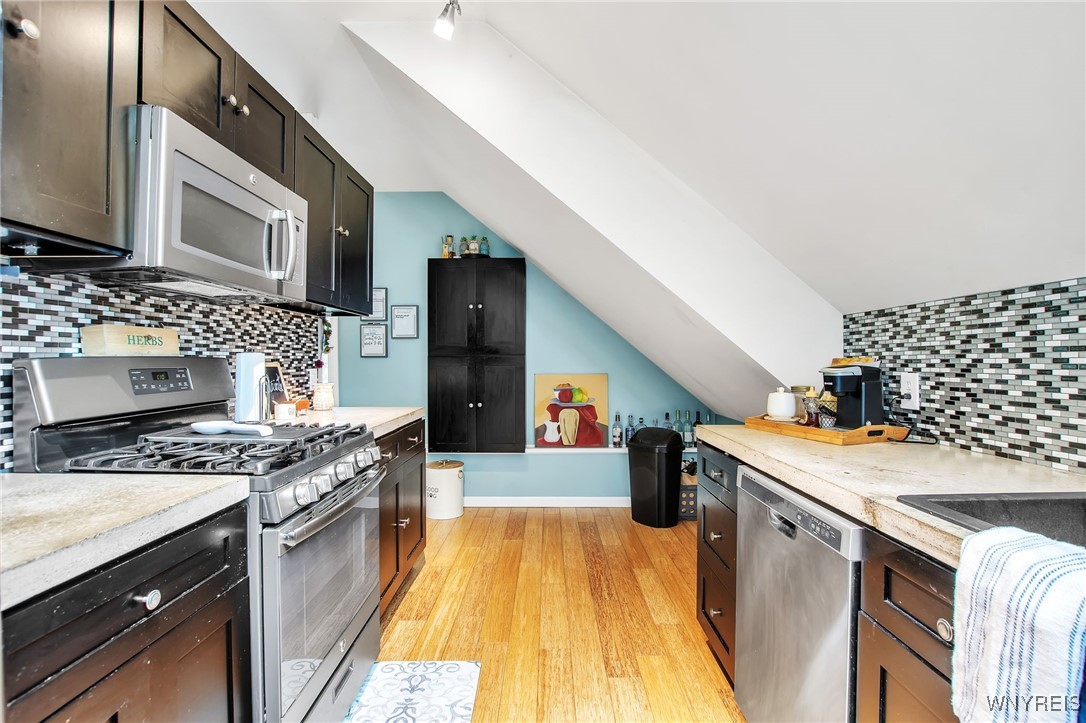 Elma, New York, 14059, United States, 7 Bedrooms Bedrooms, ,6 BathroomsBathrooms,Residential,For Sale,1935359