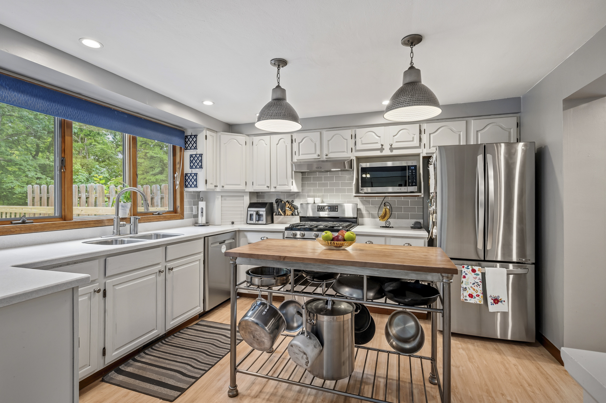  203 Rockingham Road, Pittsburgh, PA 15238 - 物件實景