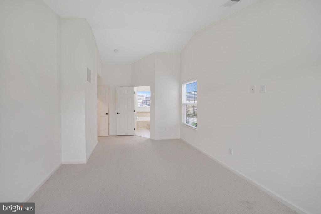 Milton, Delaware, 19968, United States, 4 Bedrooms Bedrooms, ,4 BathroomsBathrooms,Residential,For Sale,1999032