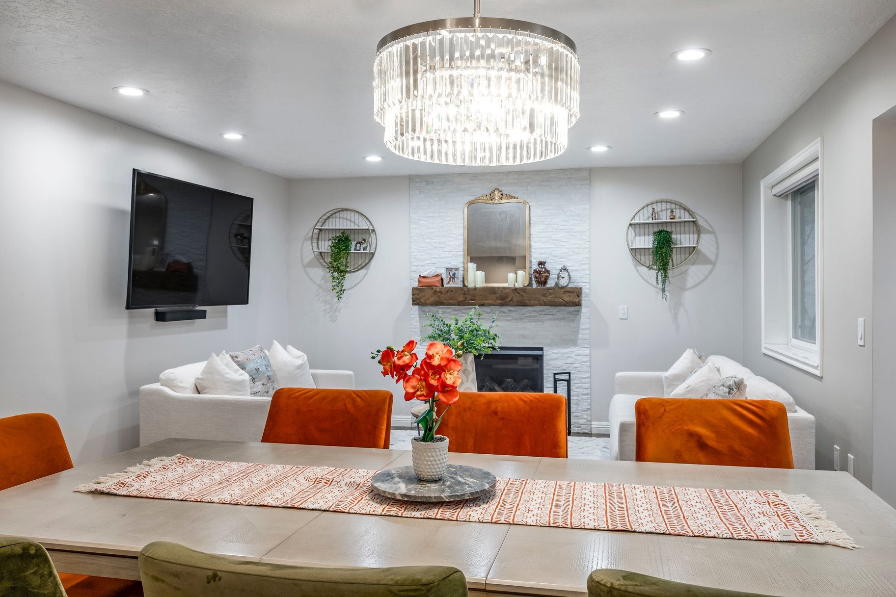  Farmington Rambler on Private Half-Acre with Incredible Views - 物件實景