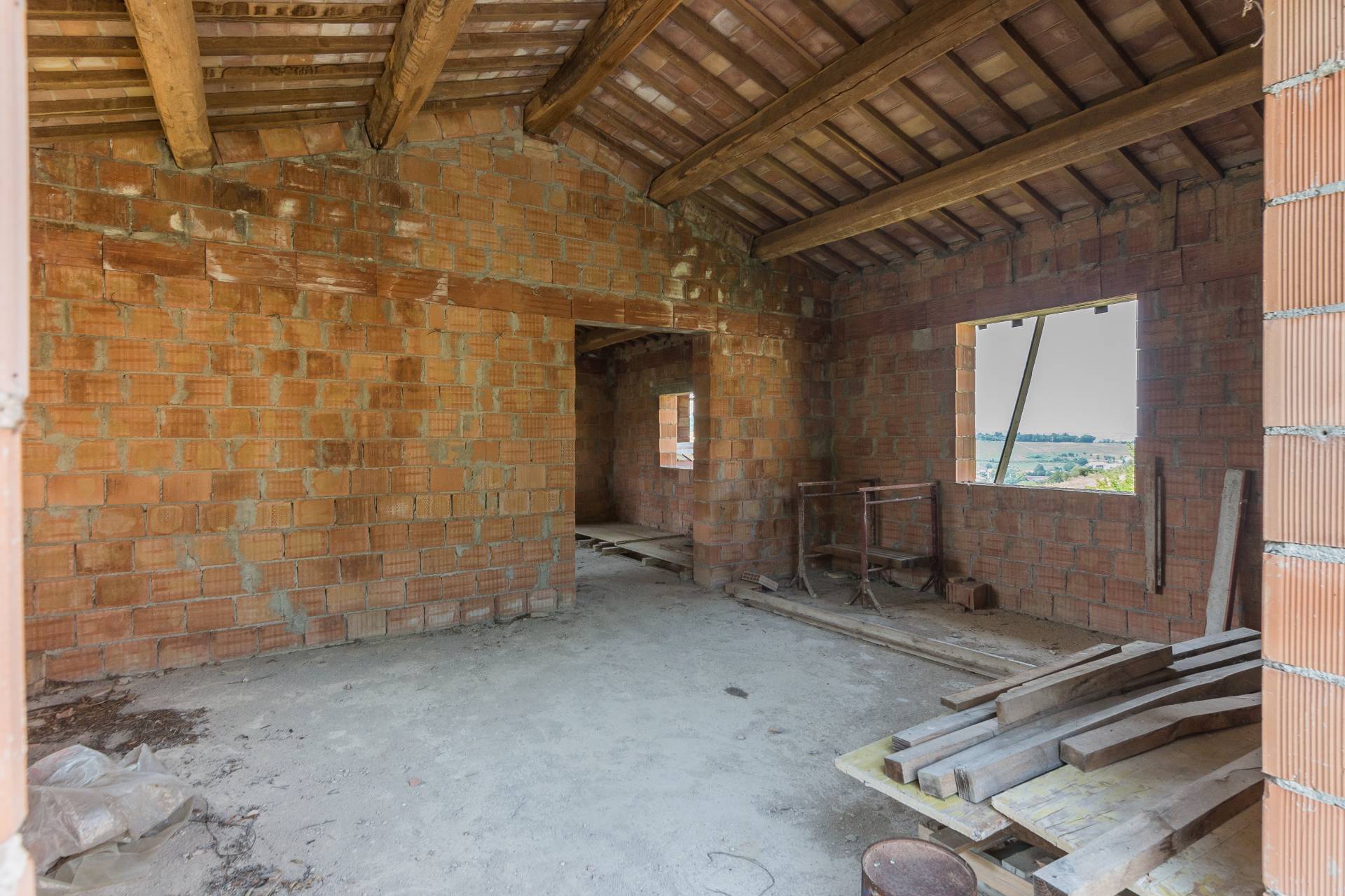 Montelabbate, Pesaro e Urbino, 61025, IT, 4 Bedrooms Bedrooms, ,3 BathroomsBathrooms,Residential,For Sale,1876192