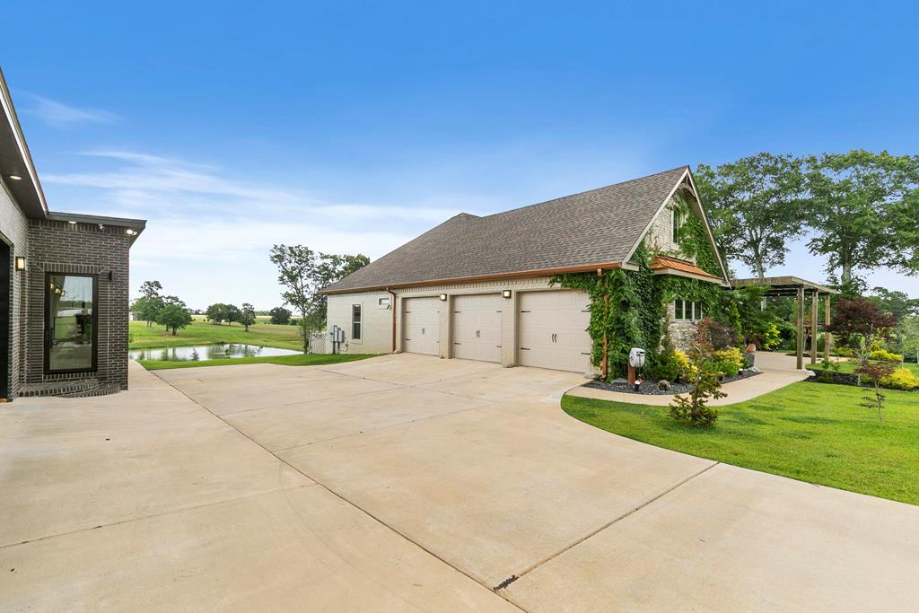 Newton, Alabama, 36352, United States, 4 Bedrooms Bedrooms, ,3 BathroomsBathrooms,Residential,For Sale,1989704