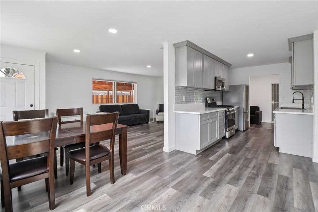 Oceanside, California, 92056, United States, 3 Bedrooms Bedrooms, ,2 BathroomsBathrooms,Residential,For Sale,2031943
