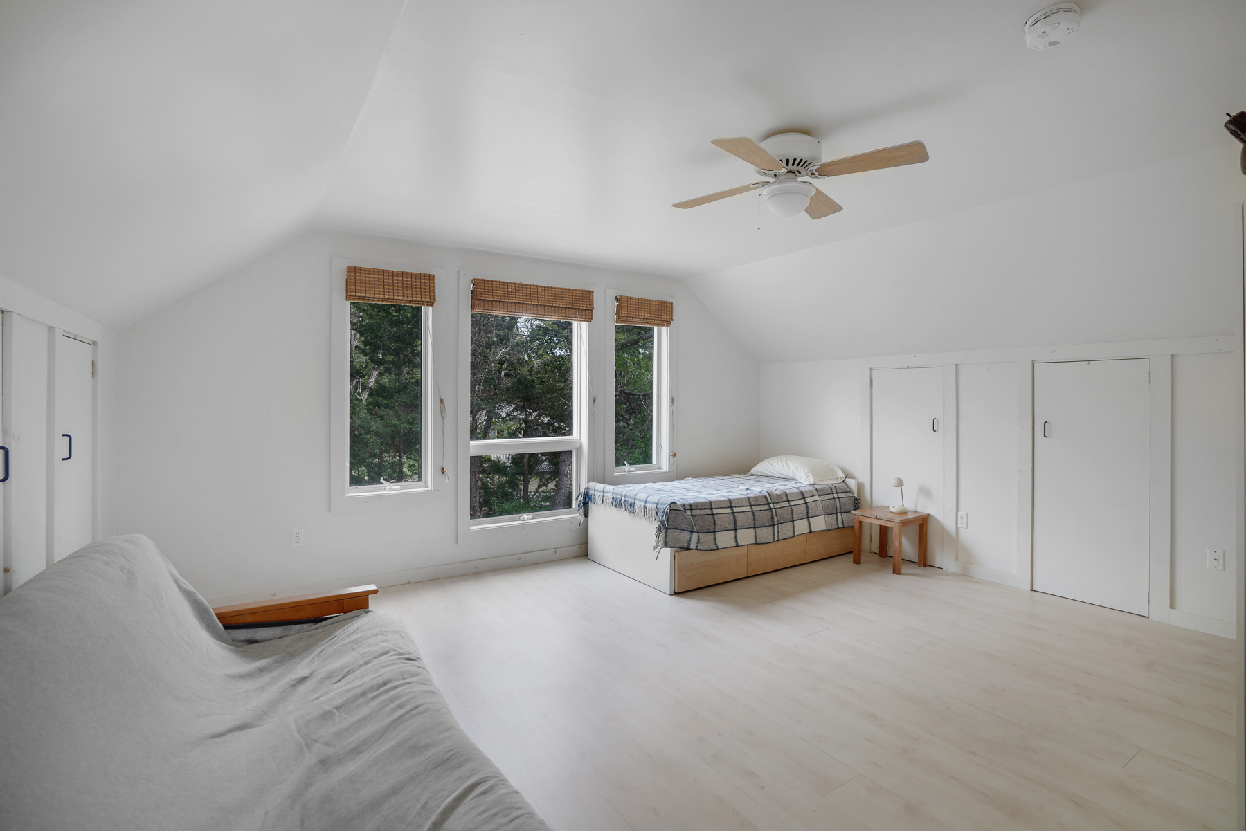  Desirable Oak Bluffs Location - 物件實景