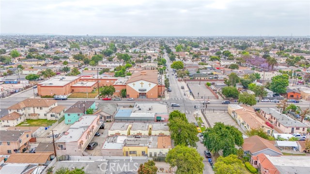 Los Angeles, California, 90003, United States, 3 Bedrooms Bedrooms, ,Residential,For Sale,1928715