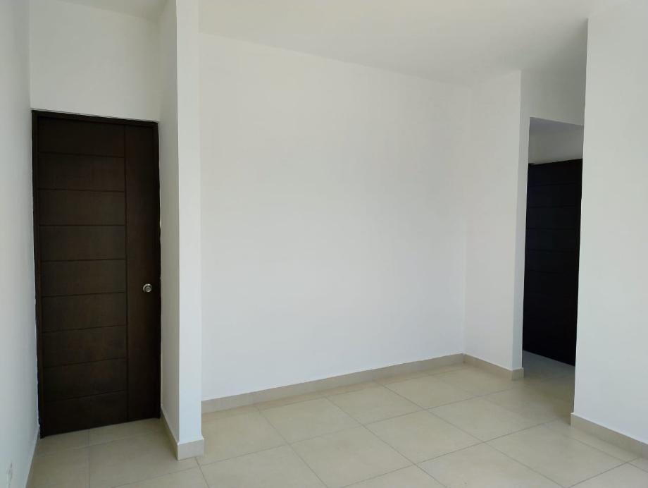 FLAMBOYANES, Gómez Palacio, Durango, 35049, Mexico, 4 Bedrooms Bedrooms, ,3 BathroomsBathrooms,Residential,For Sale,FLAMBOYANES,1416244