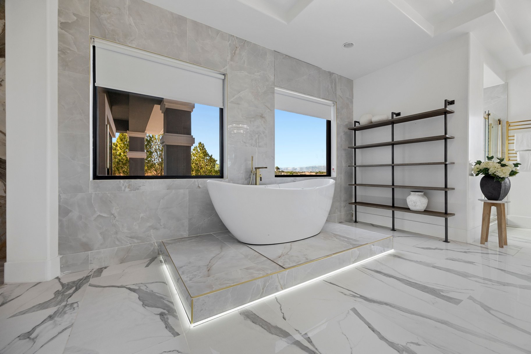  Elevated Custom Living in MacDonald Highlands with Views - 物件實景