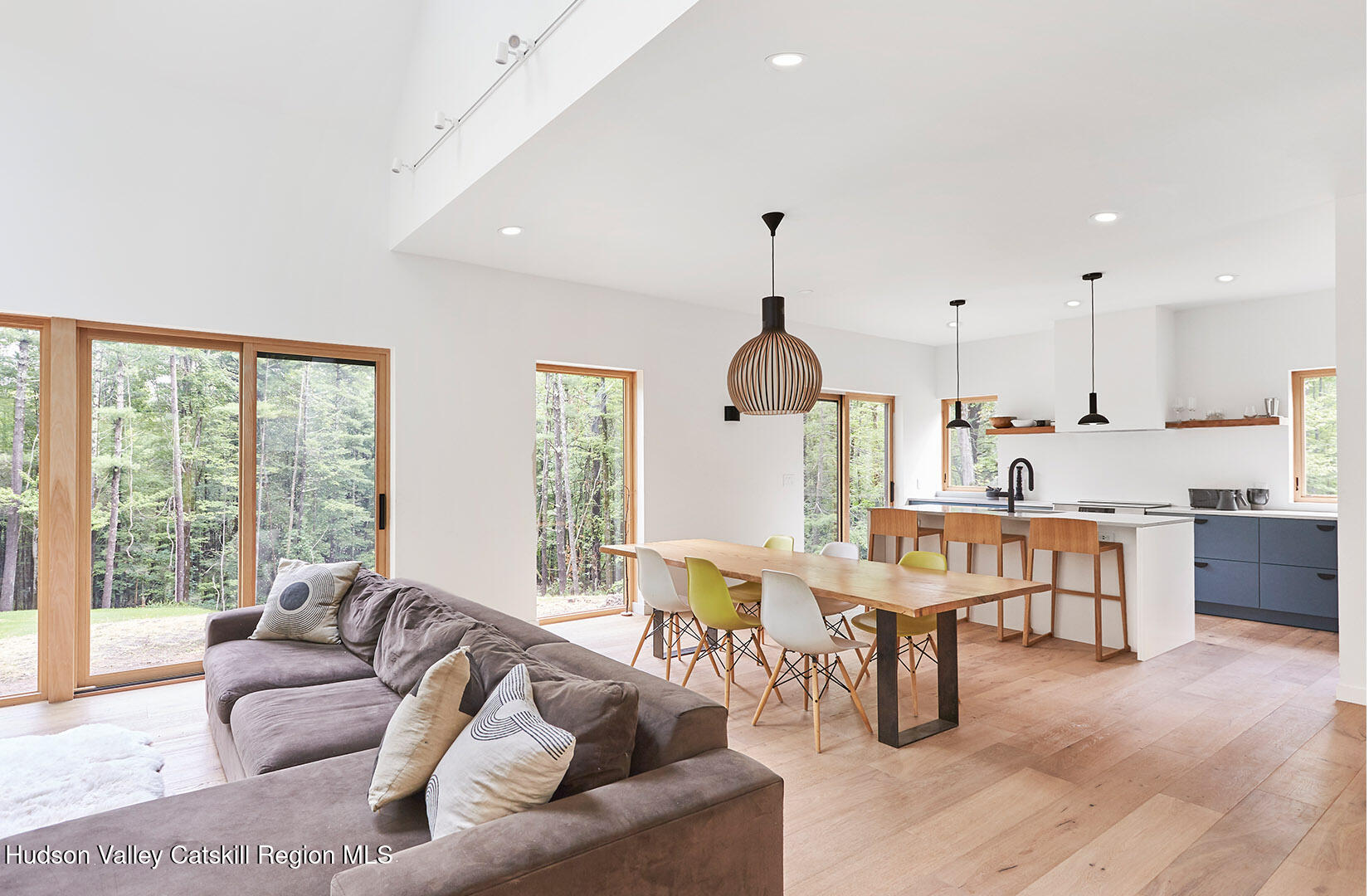 Woodstock, New York, 12498, United States, 3 Bedrooms Bedrooms, ,2 BathroomsBathrooms,Residential,For Sale,1850137