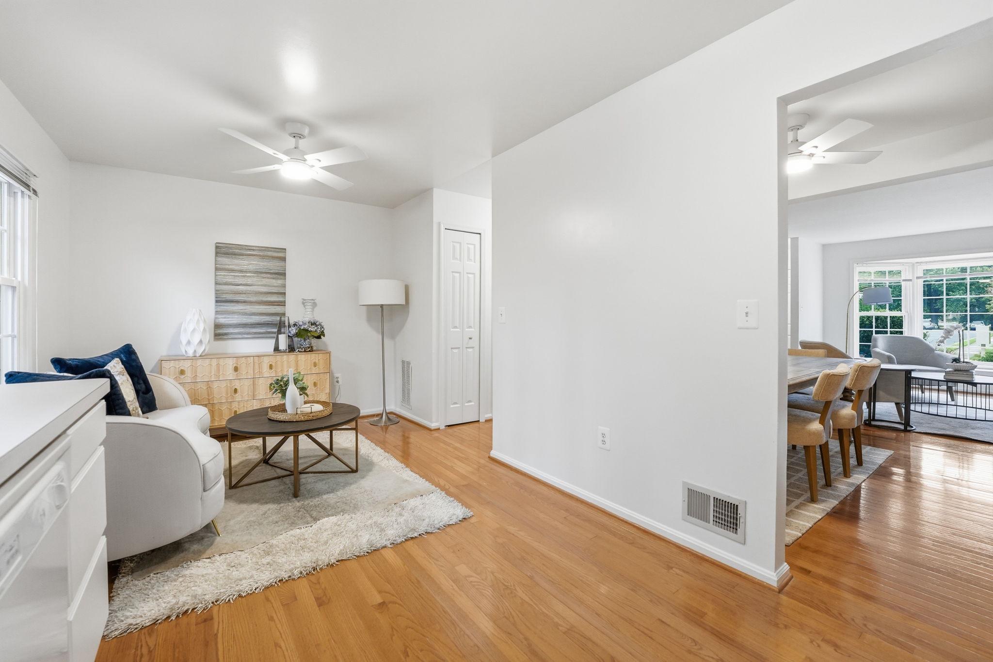  9919 Longford Court, Vienna, VA, 22181 - 物件實景