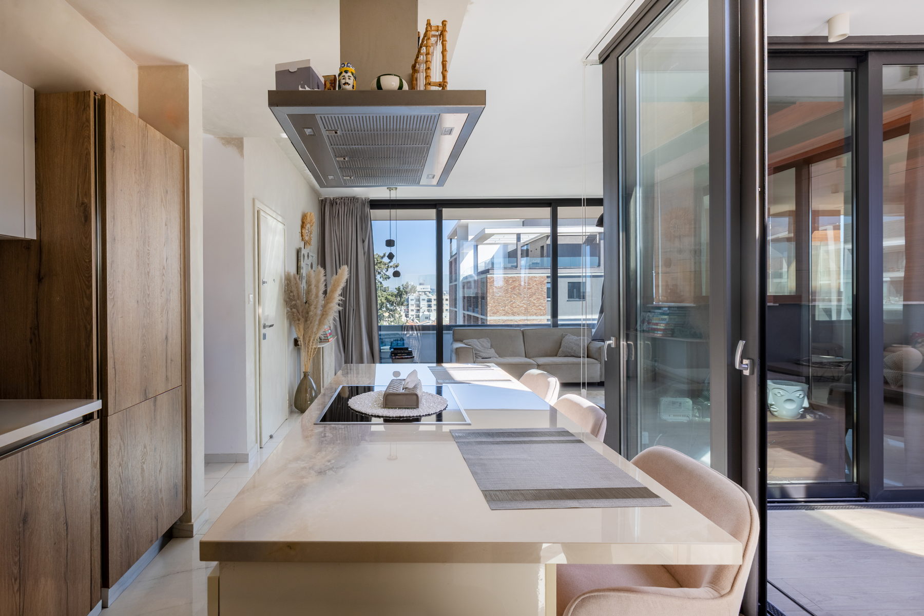  Three Bedroom Penthouse with Underfloor Heating in Germasogeia, Limassol - 物件實景