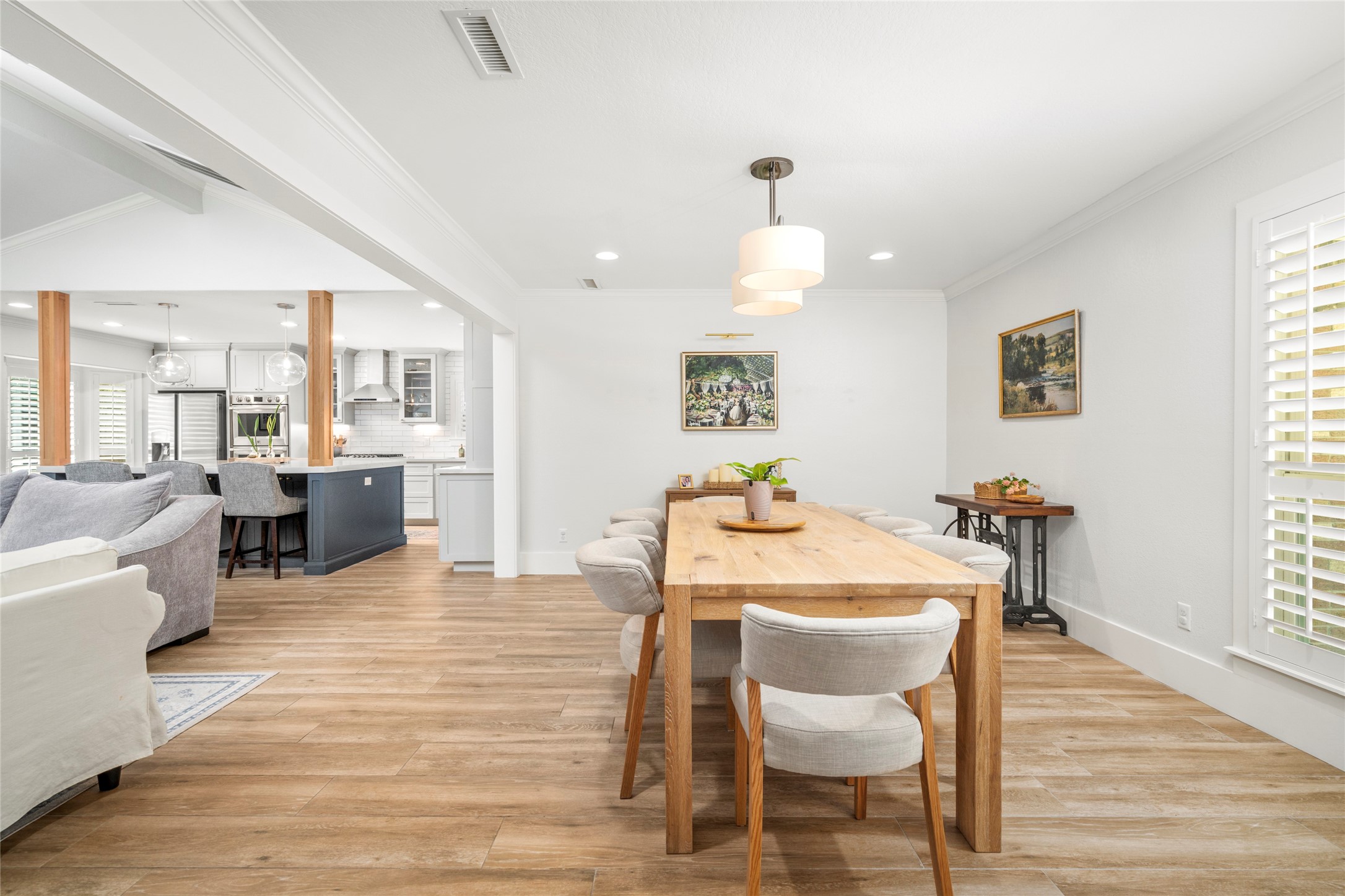  9018 Mullins Drive - 物件實景