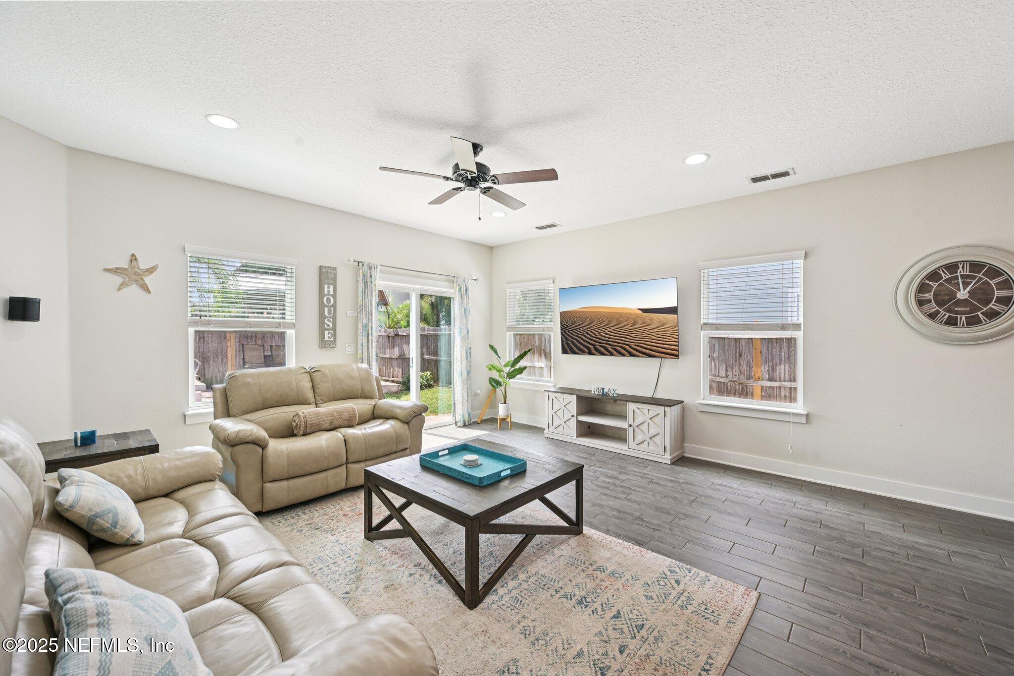Jacksonville Beach, Florida, 32250, United States, 4 Bedrooms Bedrooms, ,3 BathroomsBathrooms,Residential,For Sale,1939457