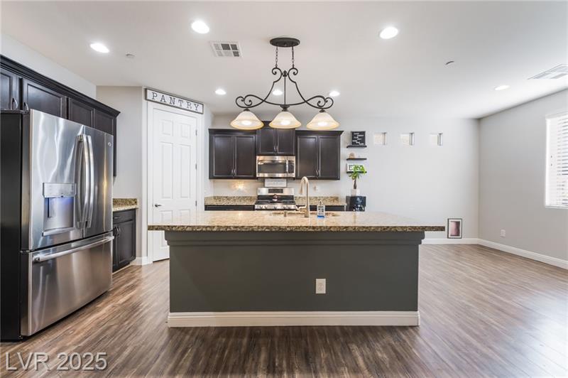 Henderson, Nevada, 89002, United States, 3 Bedrooms Bedrooms, ,2 BathroomsBathrooms,Residential,For Sale,1990384