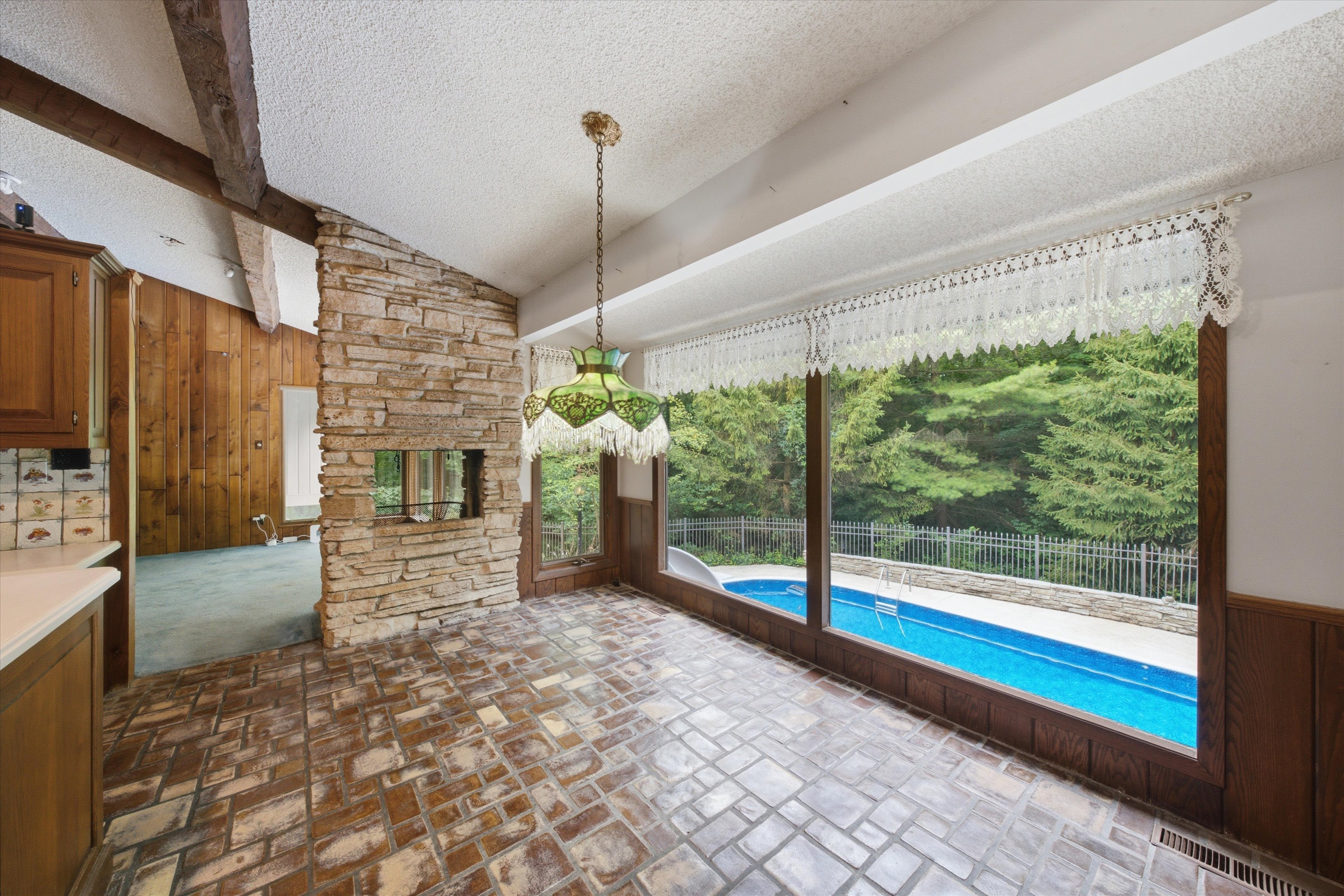  Private Country Estate Situated on Over Nine Acres of Beautiful Open Grounds - 物件實景