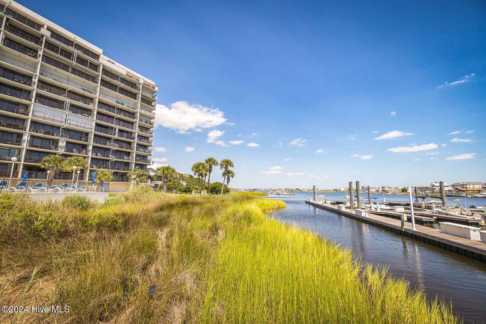 Carolina Beach, North Carolina, 28428, United States, 2 Bedrooms Bedrooms, ,2 BathroomsBathrooms,Residential,For Sale,1821334