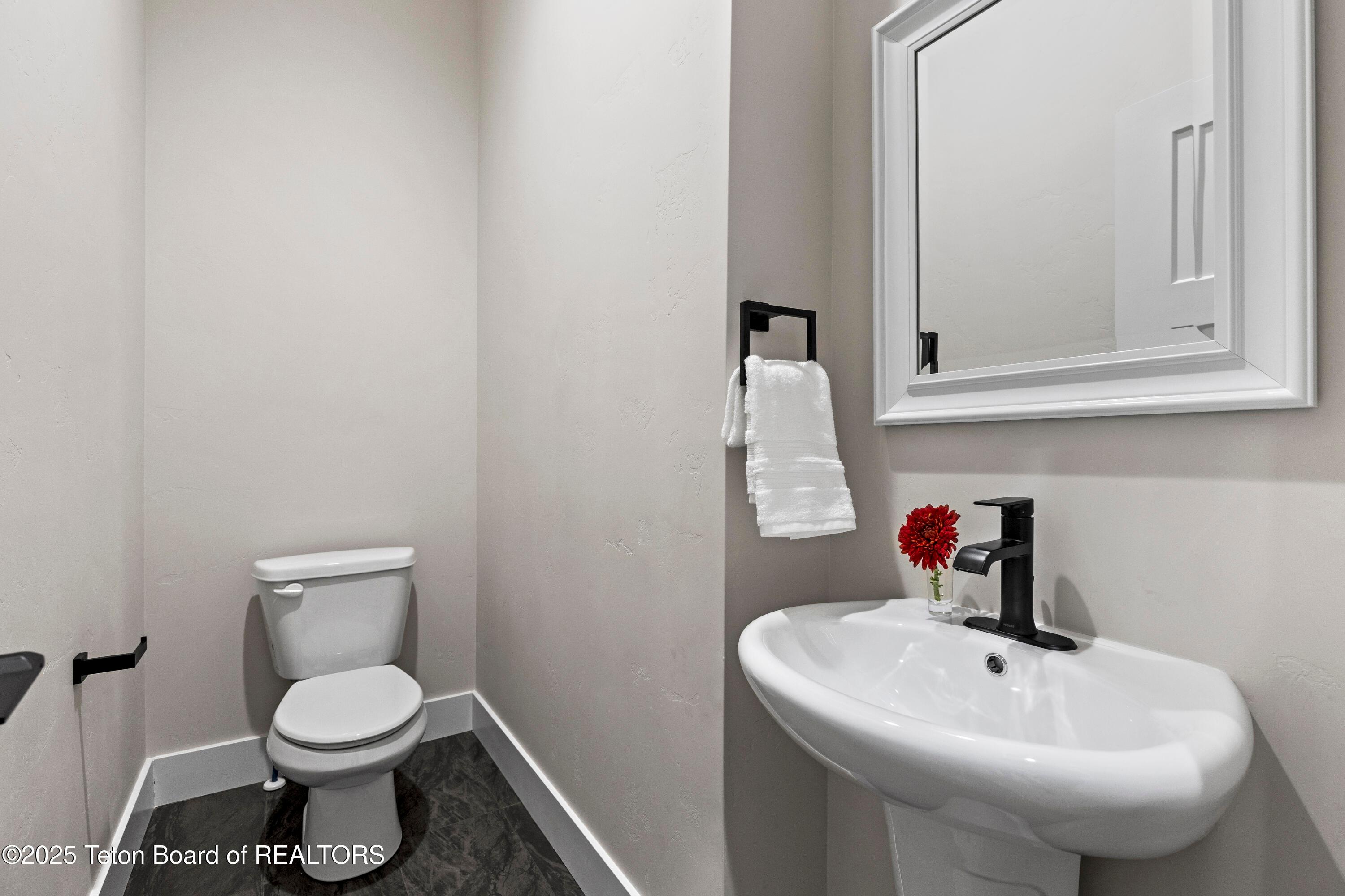 Driggs, Idaho, 83422, United States, 4 Bedrooms Bedrooms, ,3 BathroomsBathrooms,Residential,For Sale,2003438