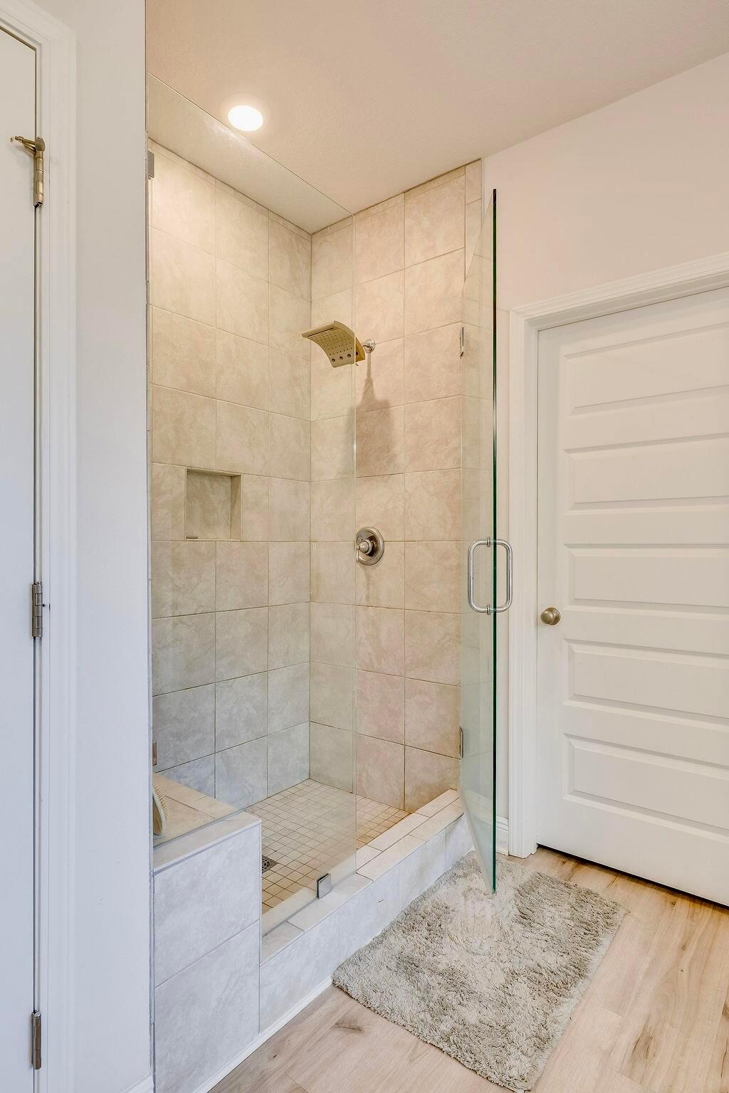 Freeport, Florida, 32439, United States, 5 Bedrooms Bedrooms, ,3 BathroomsBathrooms,Residential,For Sale,1976395