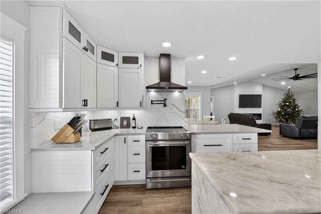 North Fort Myers, Florida, 33917, United States, 3 Bedrooms Bedrooms, ,2 BathroomsBathrooms,Residential,For Sale,2001976