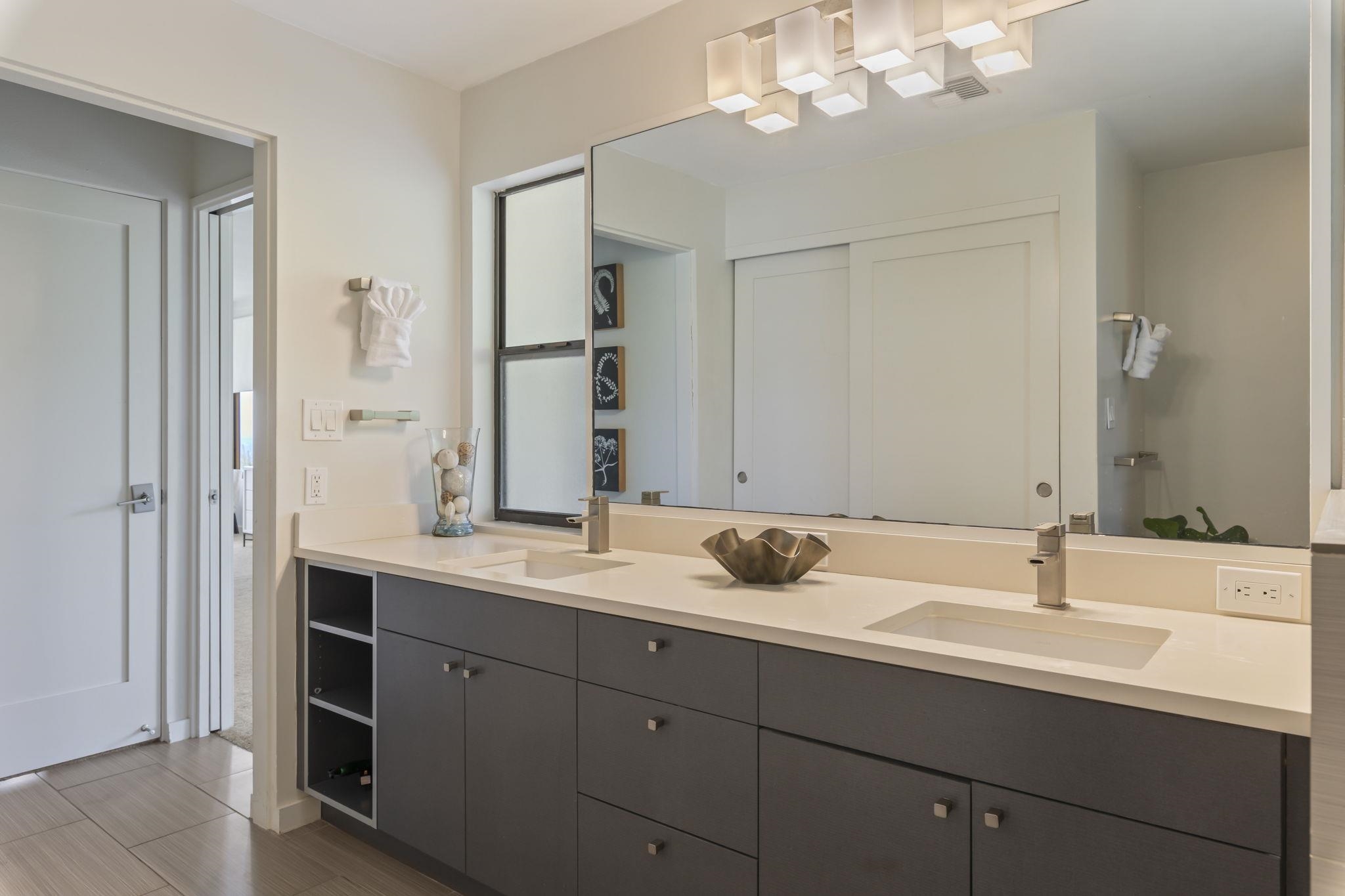 Lahaina, Hawaii, 96761, United States, 3 Bedrooms Bedrooms, ,3 BathroomsBathrooms,Residential,For Sale,1999807