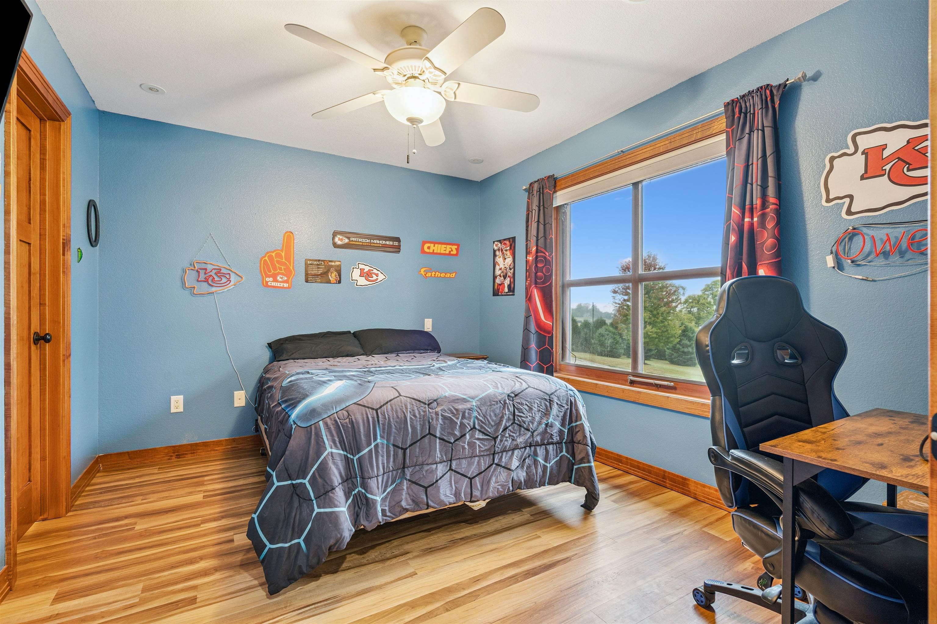 Waverly, Iowa, 50677, United States, 4 Bedrooms Bedrooms, ,4 BathroomsBathrooms,Residential,For Sale,1974808