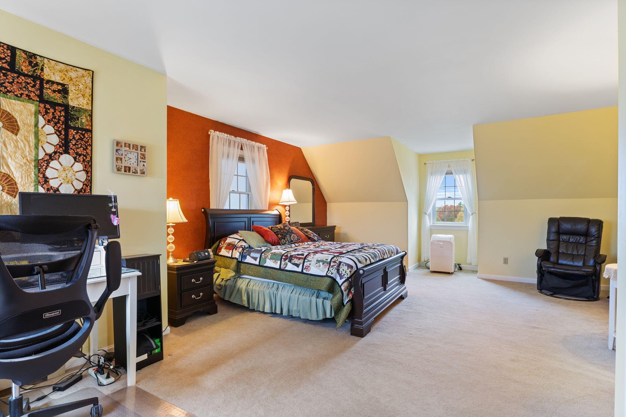 Sanford, Maine, 04083, United States, 3 Bedrooms Bedrooms, ,2 BathroomsBathrooms,Residential,For Sale,1987939